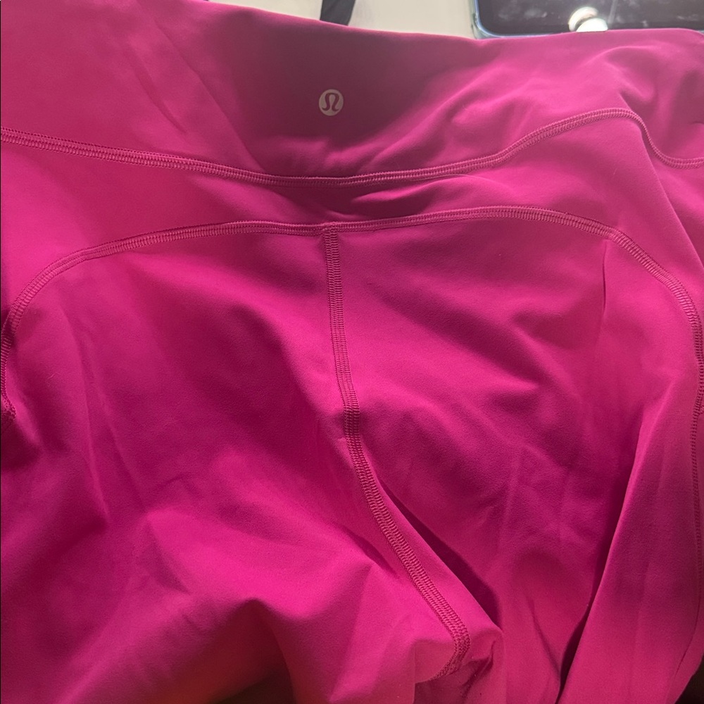 Lululemon Invigorate HR Tight 25’ - Picture 7 of 8